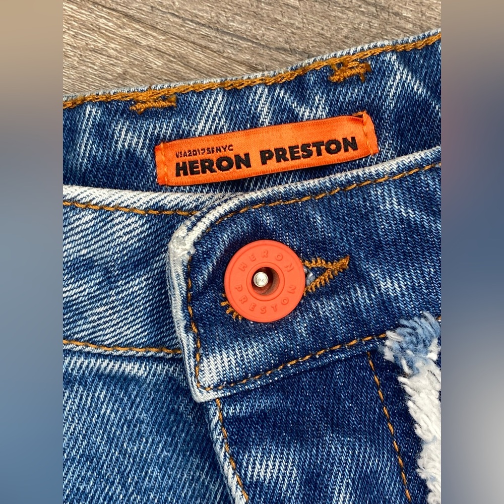 NWOT Heron Preston High-Waist Straight Leg 6-Pocket Medium Wash Denim Jeans - Picture 9 of 13
